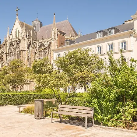 Le Logis Du Cardinal - Lit King Size - Hypercentre Apartment Troyes